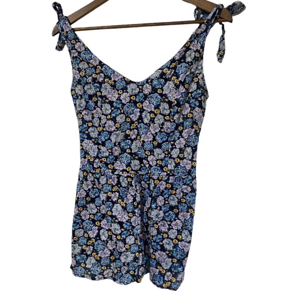 Miley Cyrus & Max Azria Blue Floral Romper Women’s Size Small Boho Flirty Preppy
